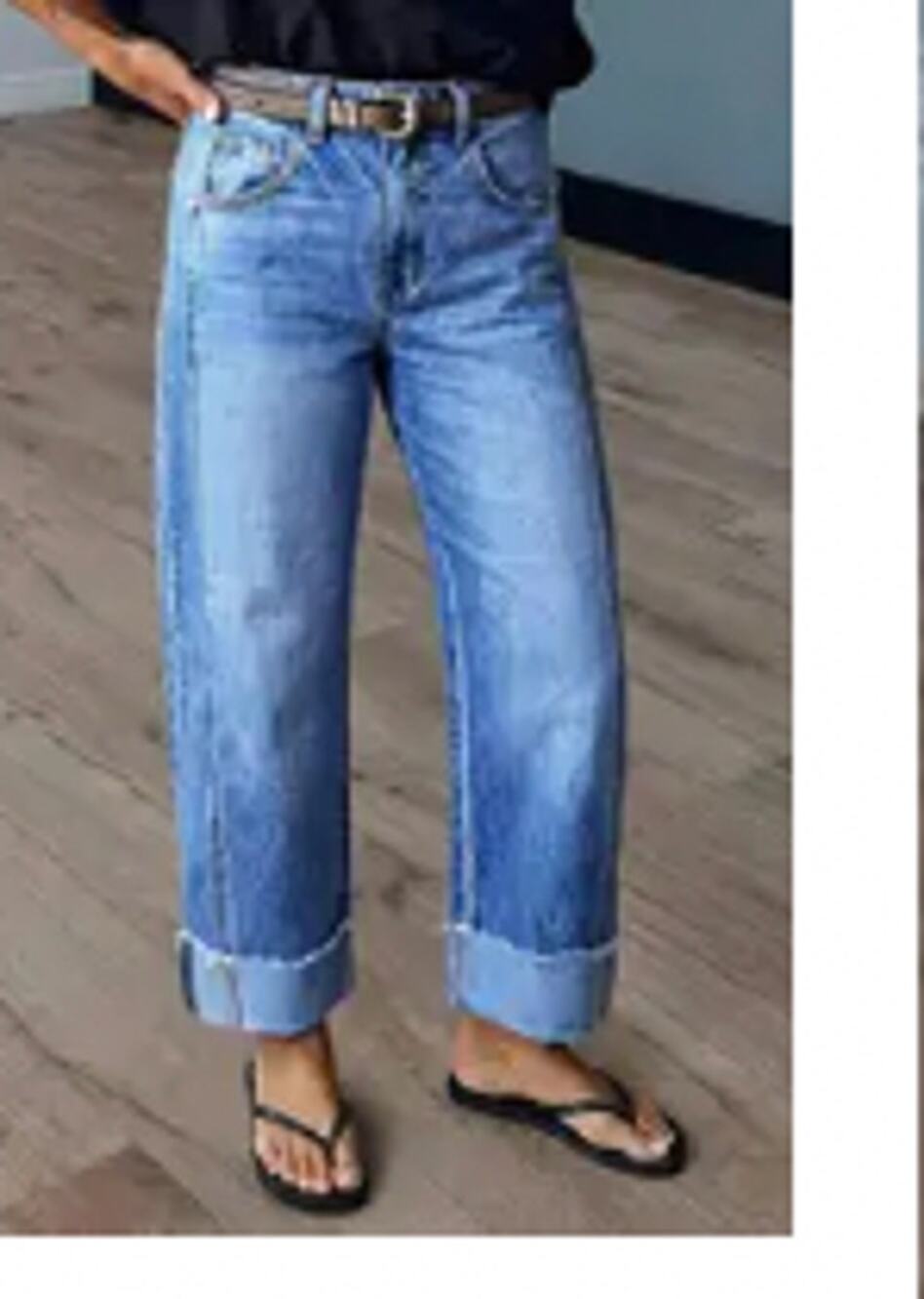 NWT flemingals Wash Seam Front Roll Raw Hem Mid Rise Straight Leg Crop Jeans